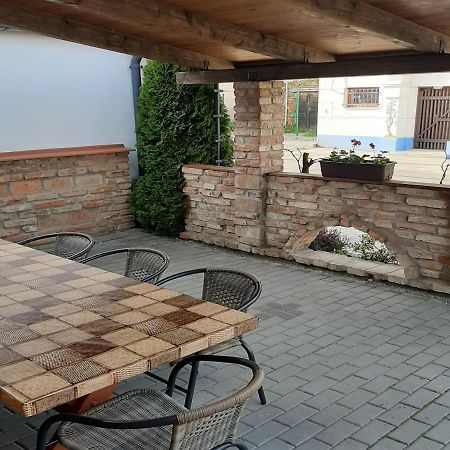 Apartment U Pavelku Mutěnice Exteriör bild
