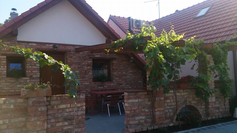 Apartment U Pavelku Mutěnice Exteriör bild