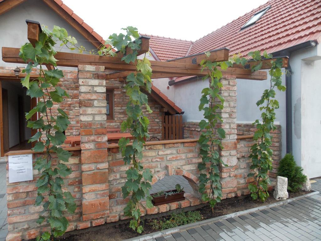 Apartment U Pavelku Mutěnice Exteriör bild